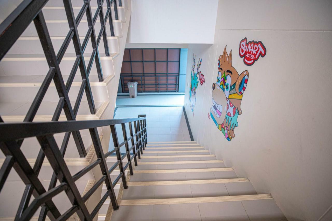Smart Hotel Ban Lam Luk Ka Exterior photo